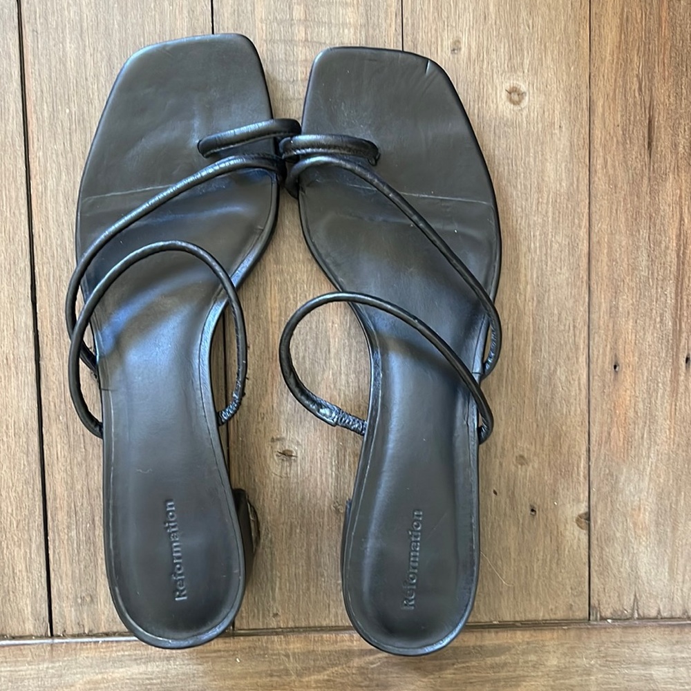 Reformation Black Strappy Square-Toe Sandals